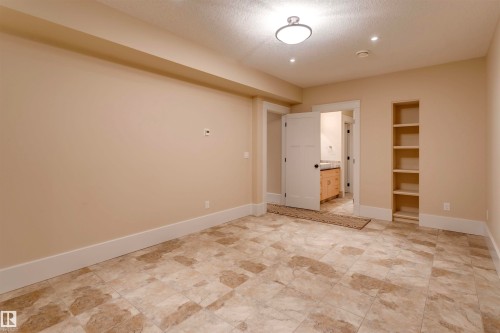 11026 80 Avenue, Edmonton, AB 