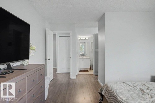 401 10827 85 Avenue, Edmonton, AB - Indoor Photo Showing Bedroom