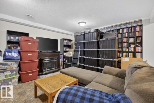 Image quality insufficient for description - 27 Walden Park, St. Albert, AB 