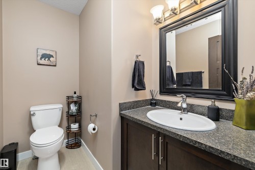 102 Richmond Link, Fort Saskatchewan, AB - Indoor Photo Showing Bathroom