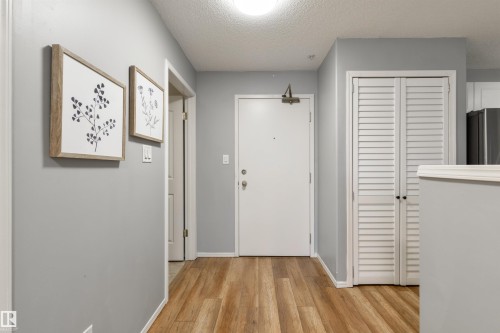 402 10221 111 Street, Edmonton, AB 