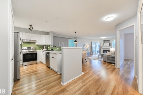 402 10221 111 Street, Edmonton, AB 