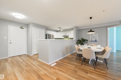 402 10221 111 Street, Edmonton, AB 