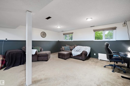 52 Alexander Drive, Leduc, AB 