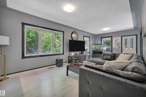 3631 108 Avenue, Edmonton, AB 
