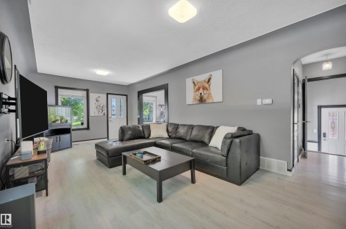 3631 108 Avenue, Edmonton, AB 