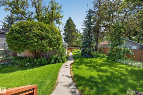 9519 148 Street, Edmonton, AB 