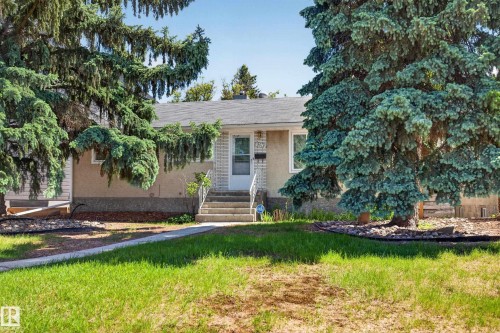 9519 148 Street, Edmonton, AB 