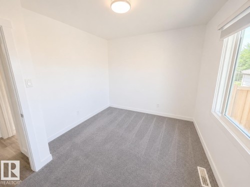 Upper 11348 111 Avenue Nw, Edmonton, AB 