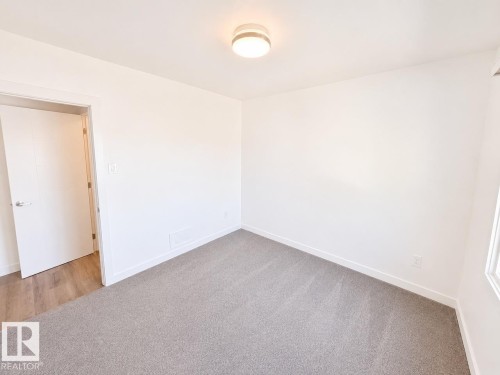 Upper 11348 111 Avenue Nw, Edmonton, AB 