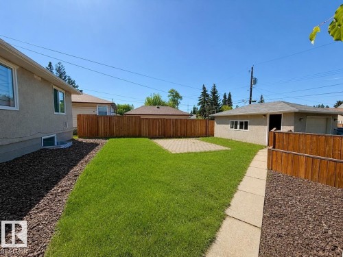 Upper 11348 111 Avenue Nw, Edmonton, AB 