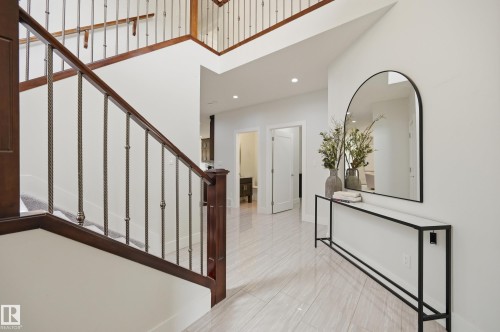1024 Armitage Crescent, Edmonton, AB 
