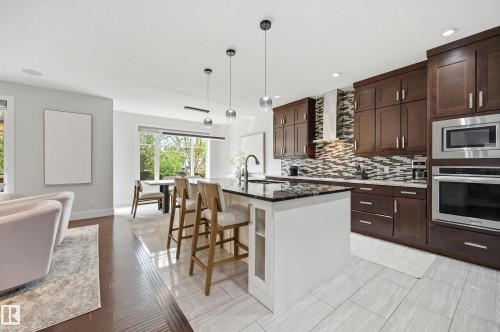 1024 Armitage Crescent, Edmonton, AB 