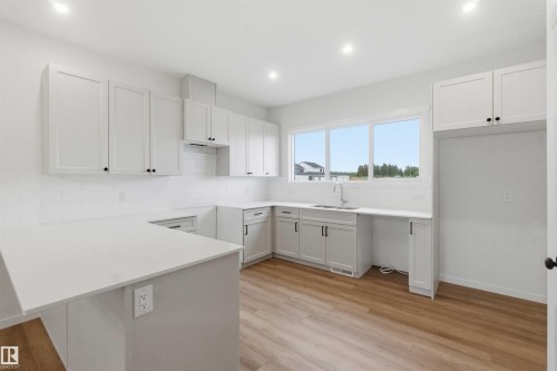 1084 Mcleod Avenue, Spruce Grove, AB 