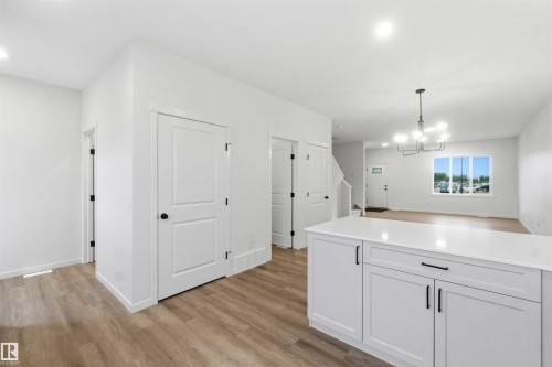 1084 Mcleod Avenue, Spruce Grove, AB 