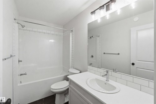 1084 Mcleod Avenue, Spruce Grove, AB 