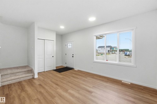 1084 Mcleod Avenue, Spruce Grove, AB 