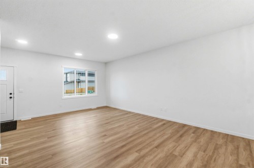 1084 Mcleod Avenue, Spruce Grove, AB 