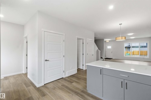 1088 Mcleod Avenue, Spruce Grove, AB - Indoor