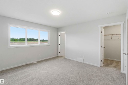1088 Mcleod Avenue, Spruce Grove, AB - Indoor Photo Showing Other Room