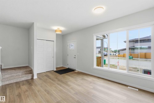 1088 Mcleod Avenue, Spruce Grove, AB - Indoor Photo Showing Other Room
