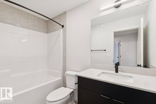7351 Klapstein Crescent, Edmonton, AB 