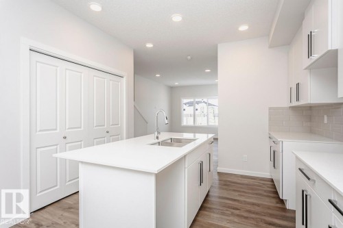 322 Hawthorn Way, Leduc, AB 