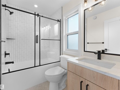8134 77 Avenue, Edmonton, AB 