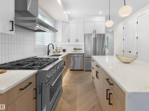 8134 77 Avenue, Edmonton, AB 