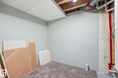 Image quality insufficient for description - 33 Riviere Terrace, St. Albert, AB 