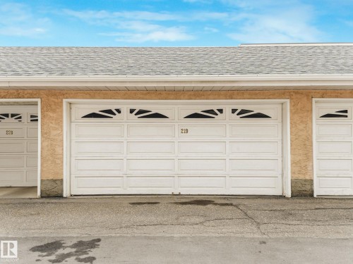 330 15499 Castle Downs Road, Edmonton, AB 