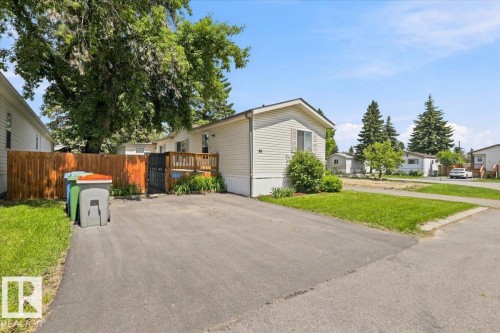 96 Willow Park Estates, Leduc, AB 