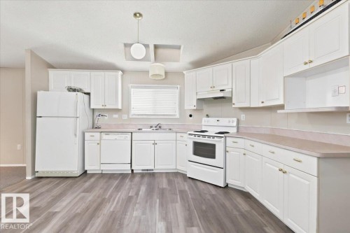 96 Willow Park Estates, Leduc, AB 