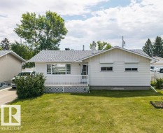 794 BIRCH Avenue  Sherwood Park, AB T8A 1X3