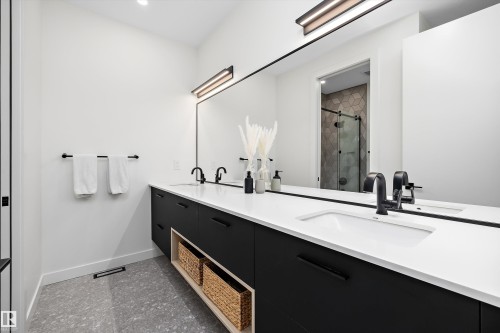 14624 93 Avenue, Edmonton, AB 