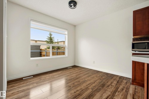 1526 37C Avenue, Edmonton, AB 