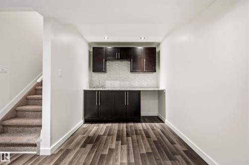 1526 37C Avenue, Edmonton, AB 