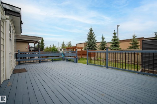 1526 37C Avenue, Edmonton, AB 