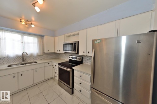 3619 30 Avenue, Edmonton, AB 