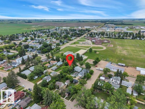 4712 47 Avenue, Wetaskiwin, AB 