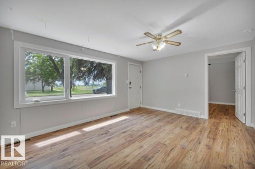 4712 47 Avenue, Wetaskiwin, AB 