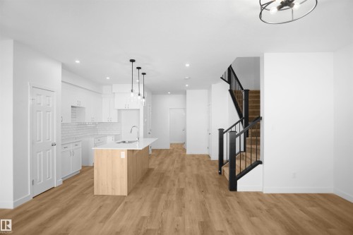 242 Elliott Wynd, Fort Saskatchewan, AB 
