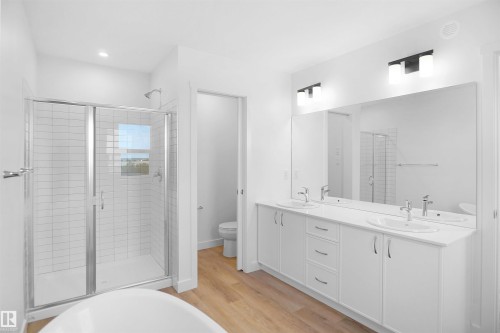 242 Elliott Wynd, Fort Saskatchewan, AB 
