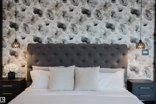 Accent wall featuring a gray floral pattern - 1313 Clement Crest, Edmonton, AB 