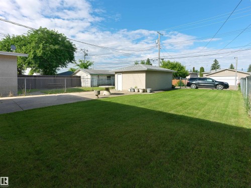 12738 88 Street, Edmonton, AB 