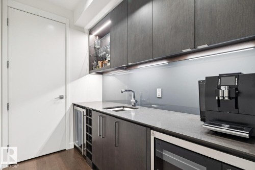 4602 10360 102 Street, Edmonton, AB 