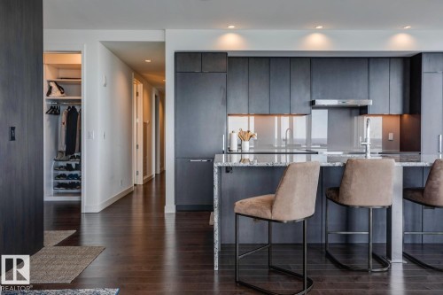 4602 10360 102 Street, Edmonton, AB 
