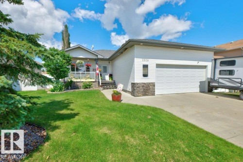 5528 43 Street  Lamont, AB T0B 2R0