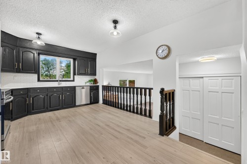55 Ekota Crescent, Edmonton, AB 