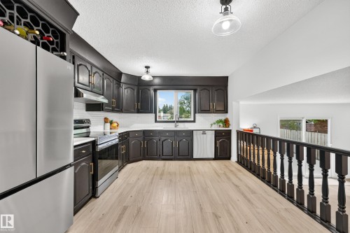 55 Ekota Crescent, Edmonton, AB 